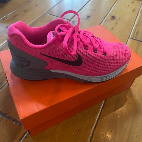 NEW IN BOX NIKE Lunarglide Womens Size 5.5 - Picture 1 of 7